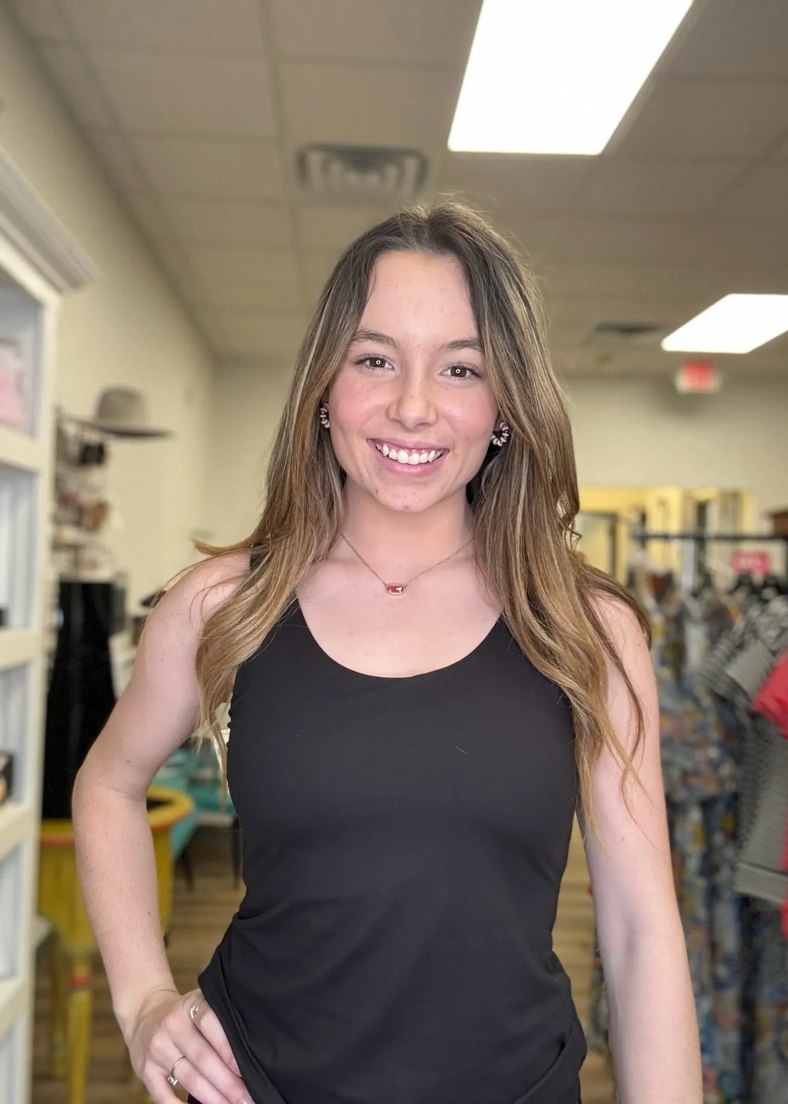 Black Round Neck Tank