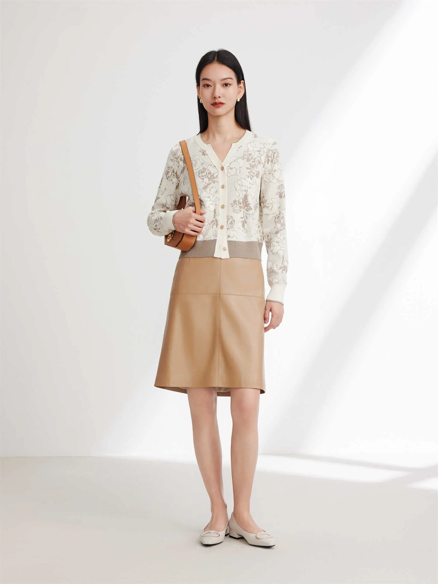 EP YAYING Peony Jacquard Knit Sweater