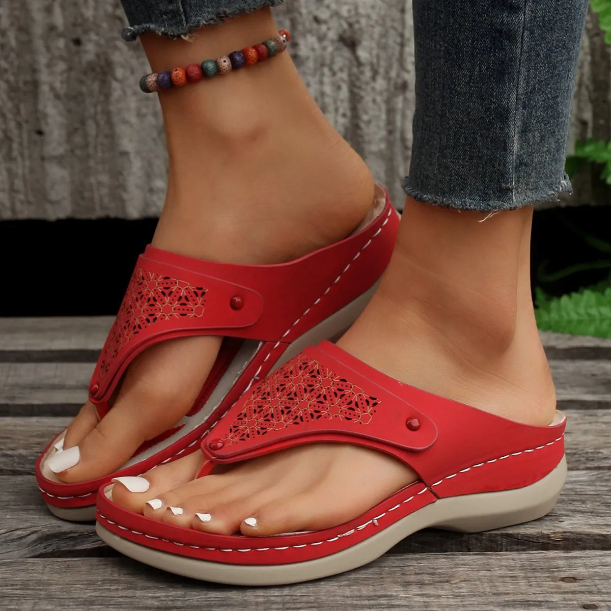 Orthopaedic leather hiking sandals